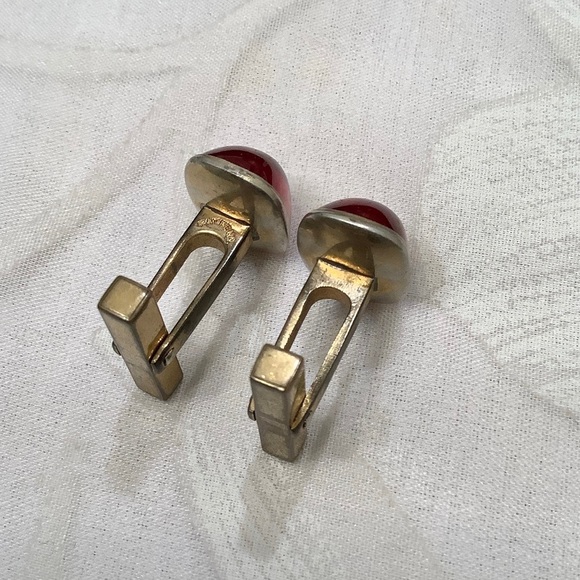 Vintage Gold With Red Lucite Cufflinks - Picture 3 of 5